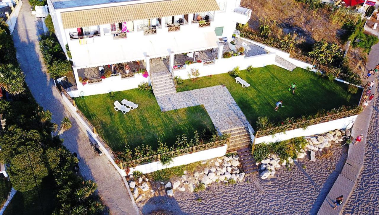 Nereides Apartments Агиос-Гордиос Экстерьер фото