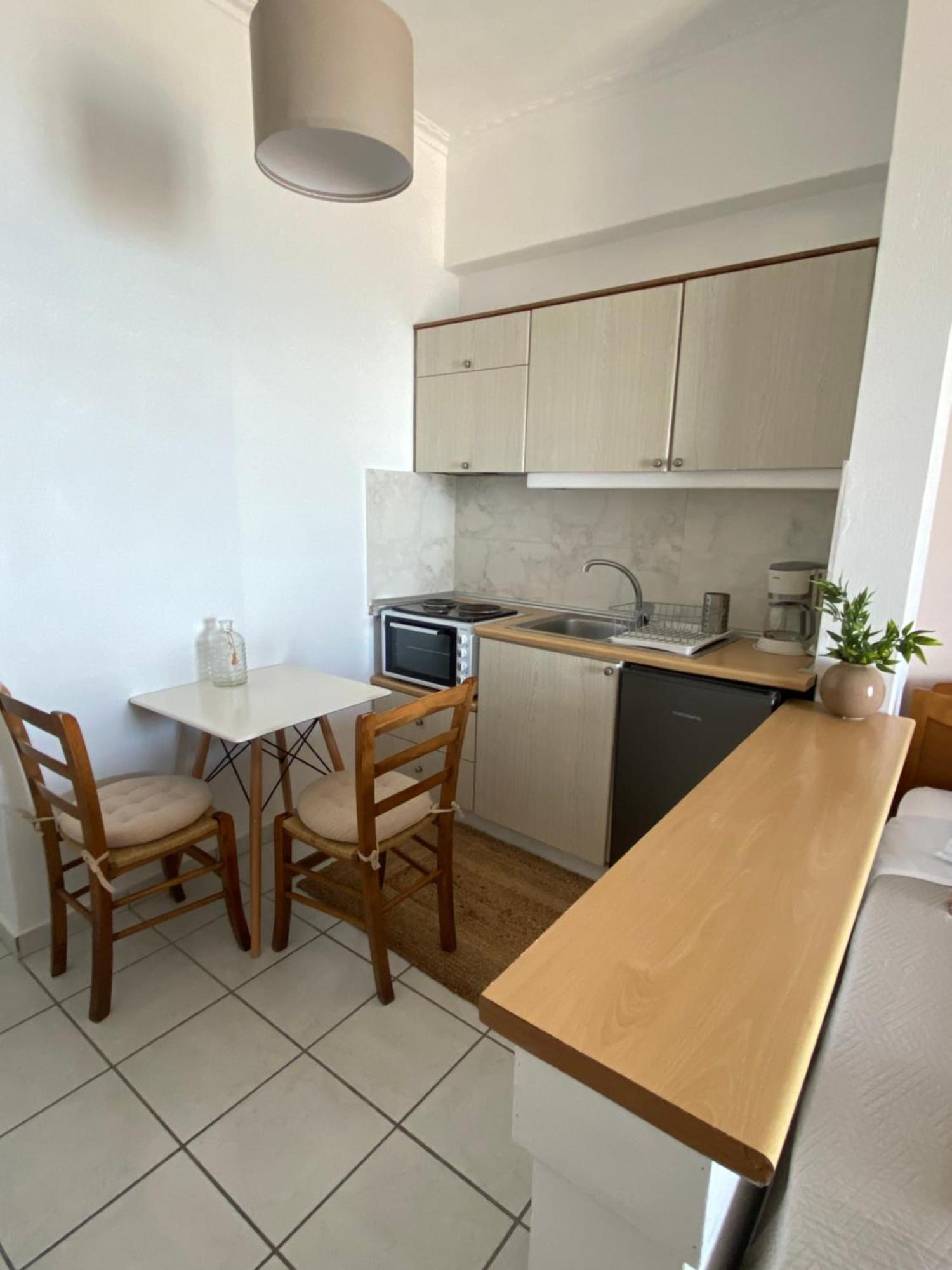 Nereides Apartments Агиос-Гордиос Экстерьер фото
