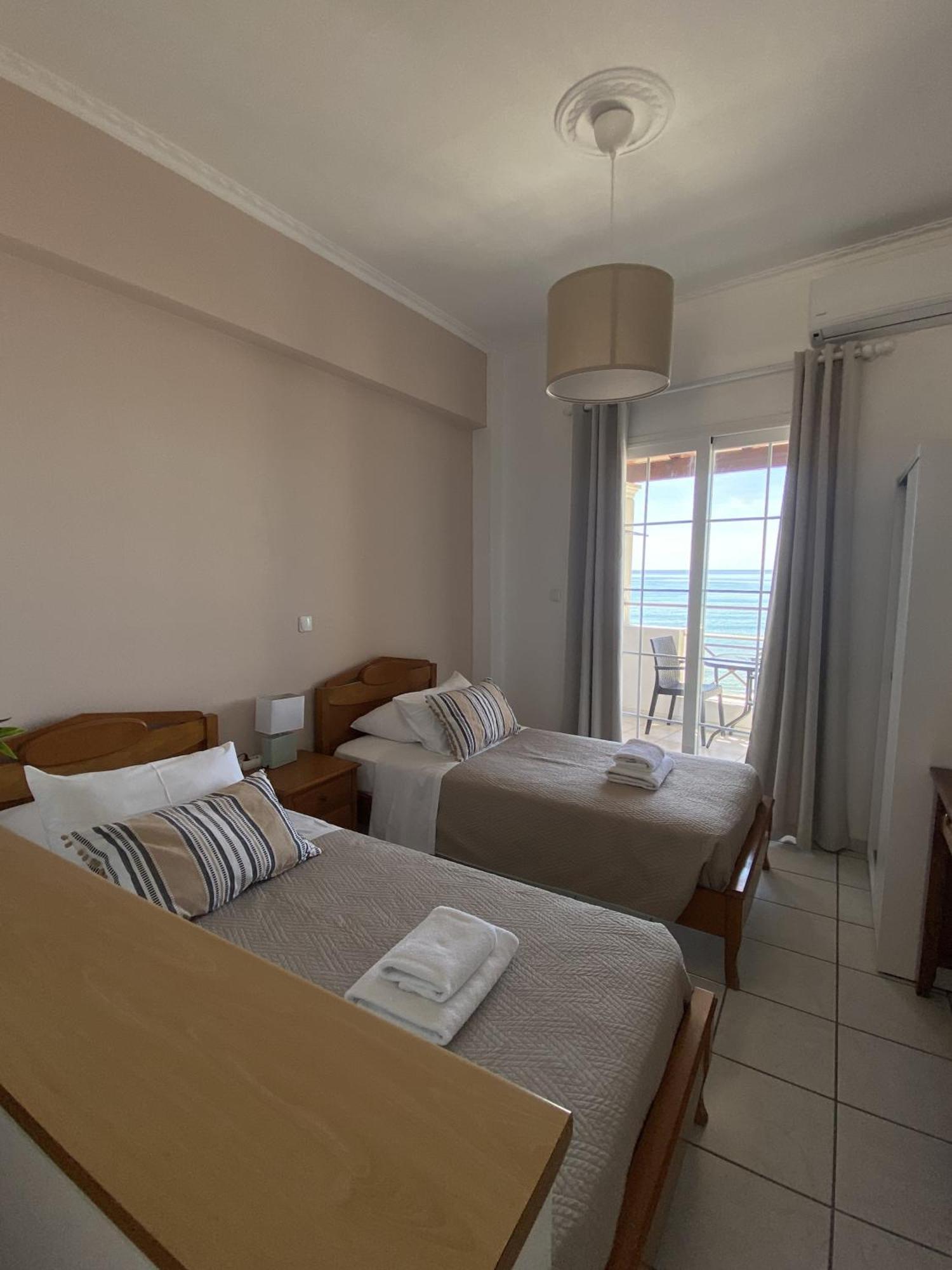 Nereides Apartments Агиос-Гордиос Экстерьер фото