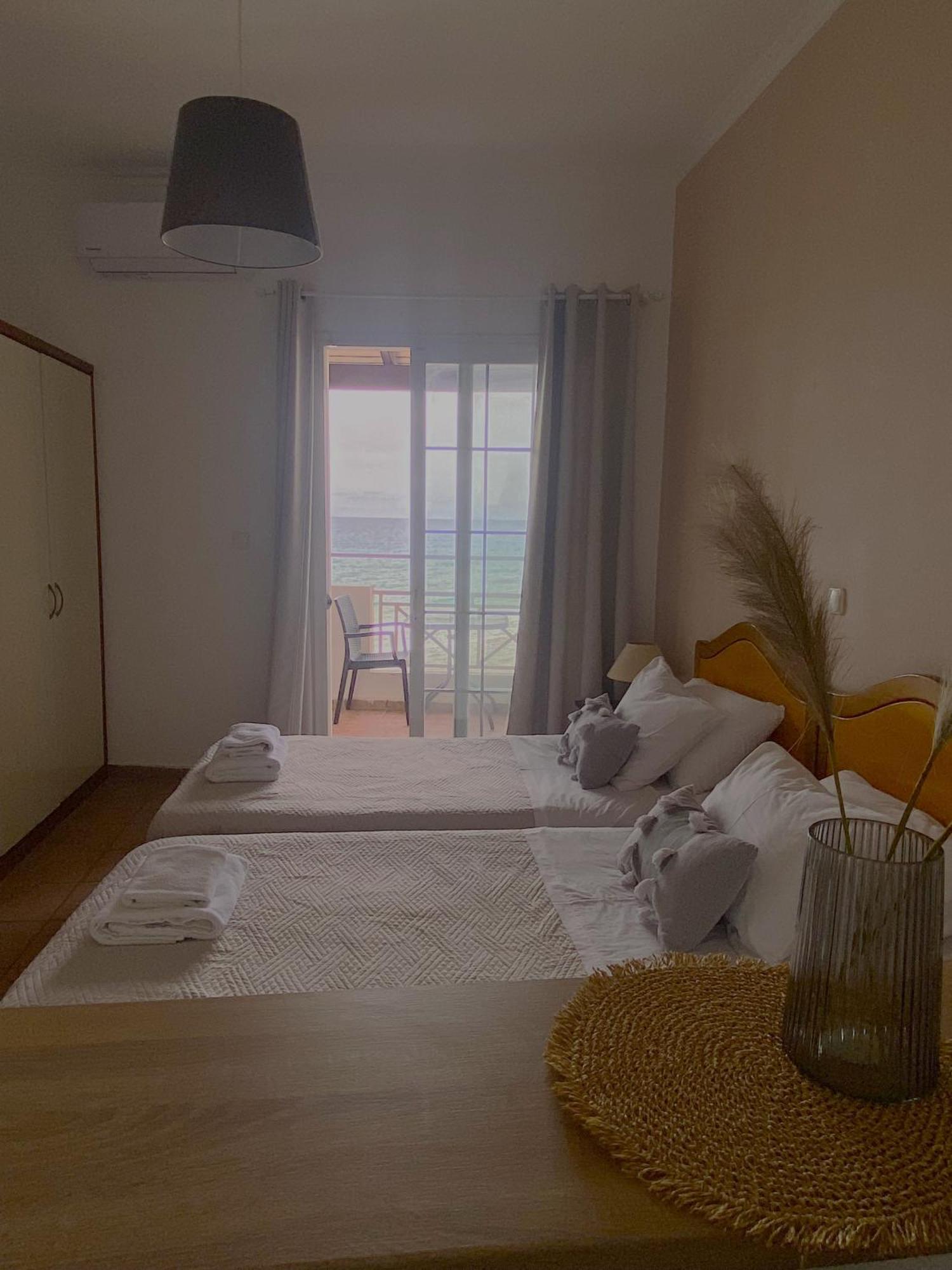 Nereides Apartments Агиос-Гордиос Экстерьер фото
